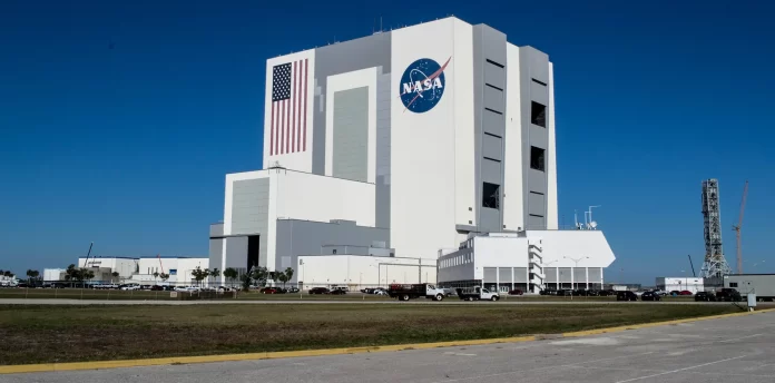 The foundation story of NASA : How NACA becomes NASA